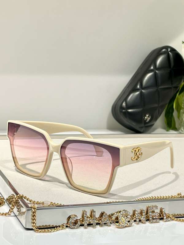 Picture of Chanel Sunglasses _SKUfw56704654fw